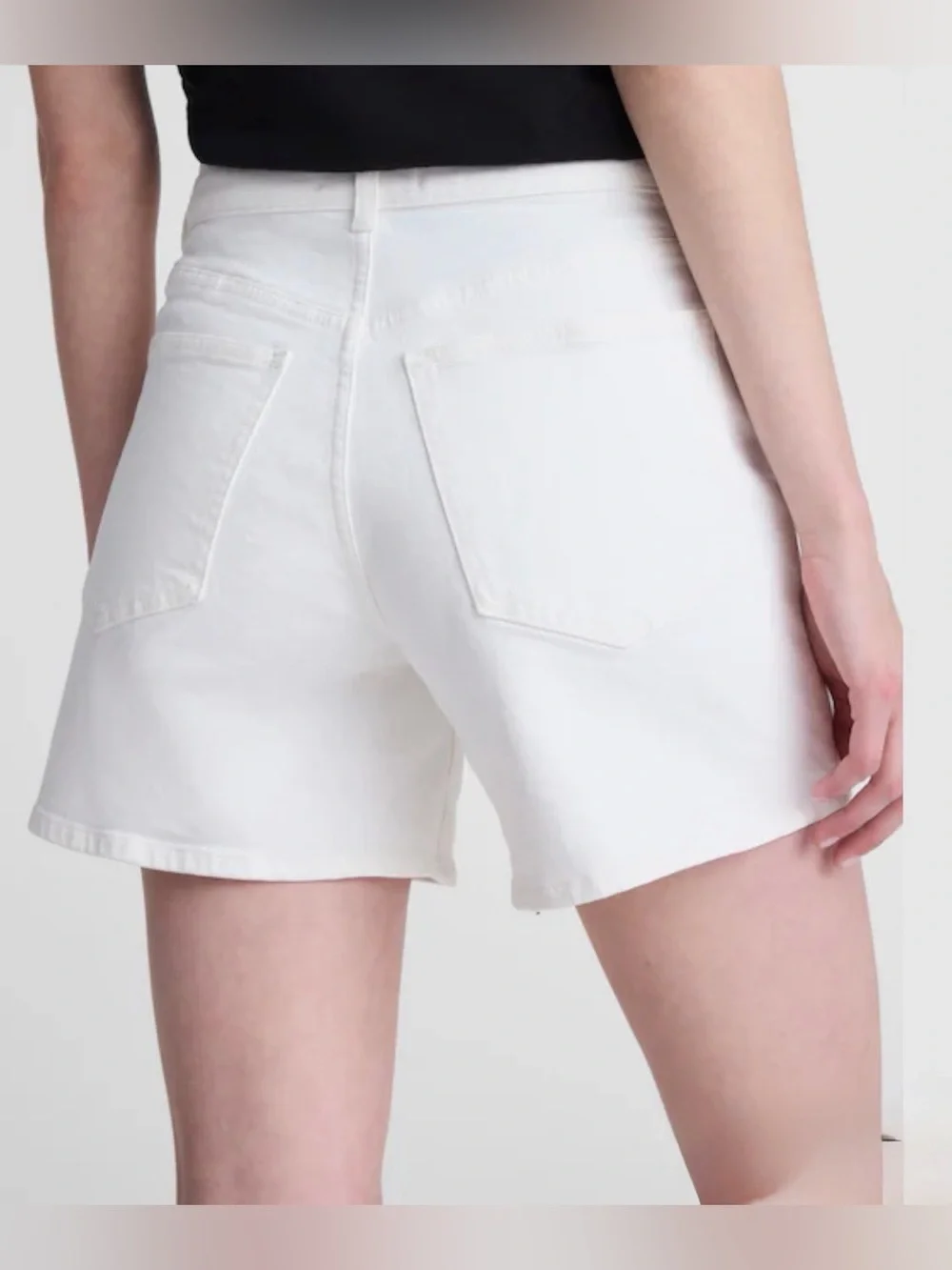 Madewell Women’s The Perfect Vintage Mid-Length Jean Short.26. NWT.
